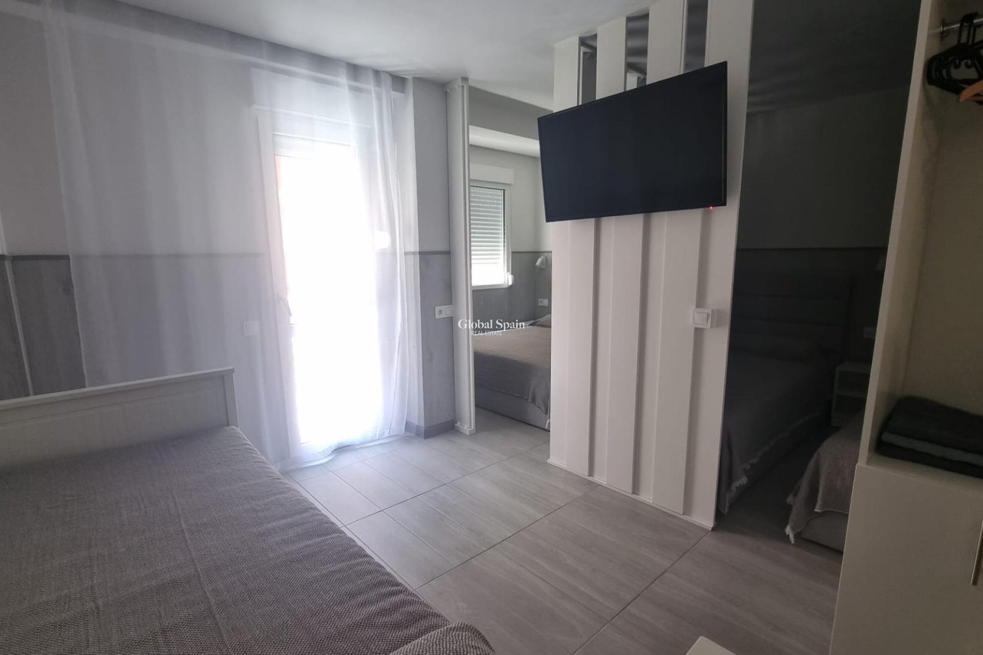 Wiederverkauf - WOHNUNG -
TORREVIEJA - Center