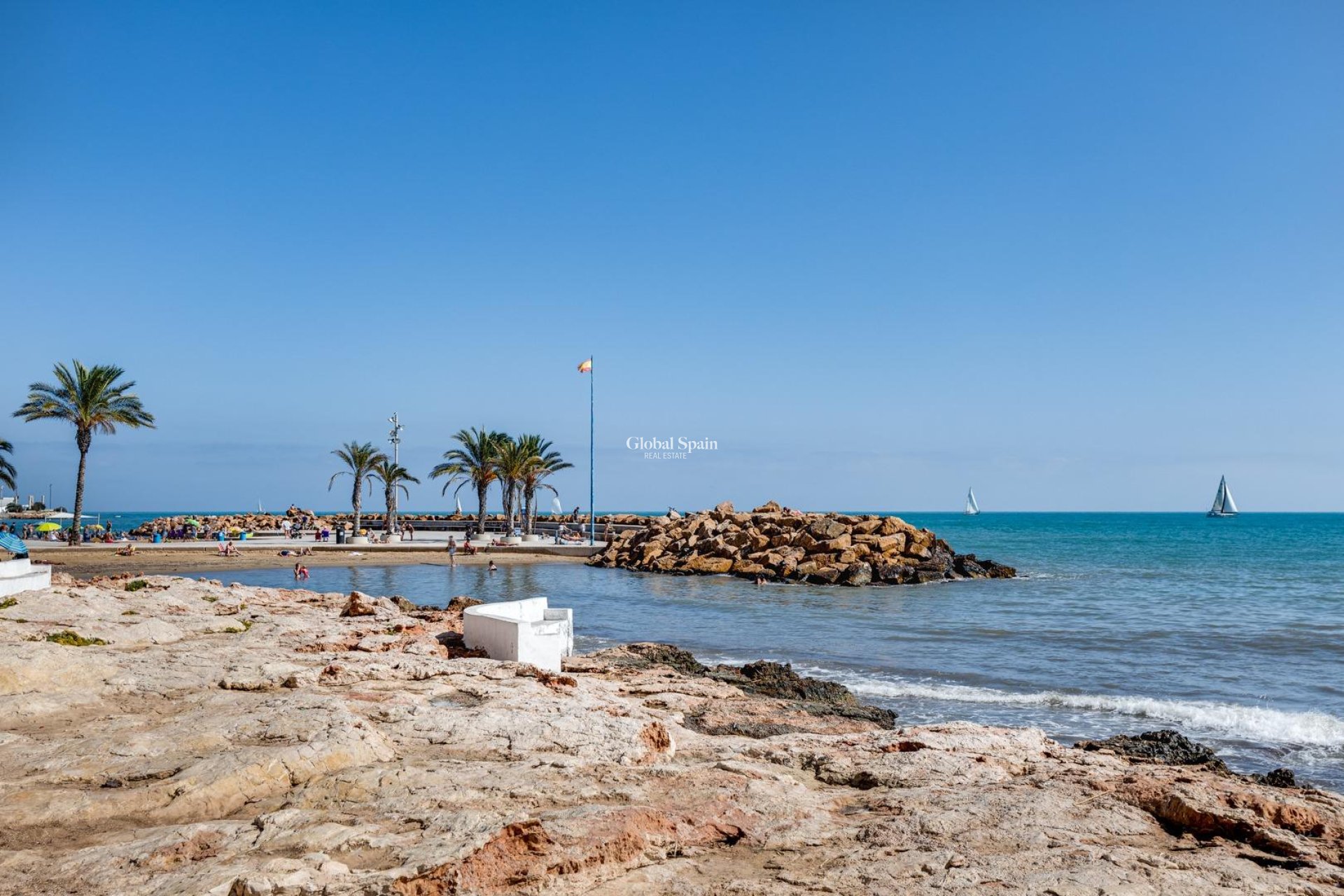 Wiederverkauf - WOHNUNG -
TORREVIEJA - Center
