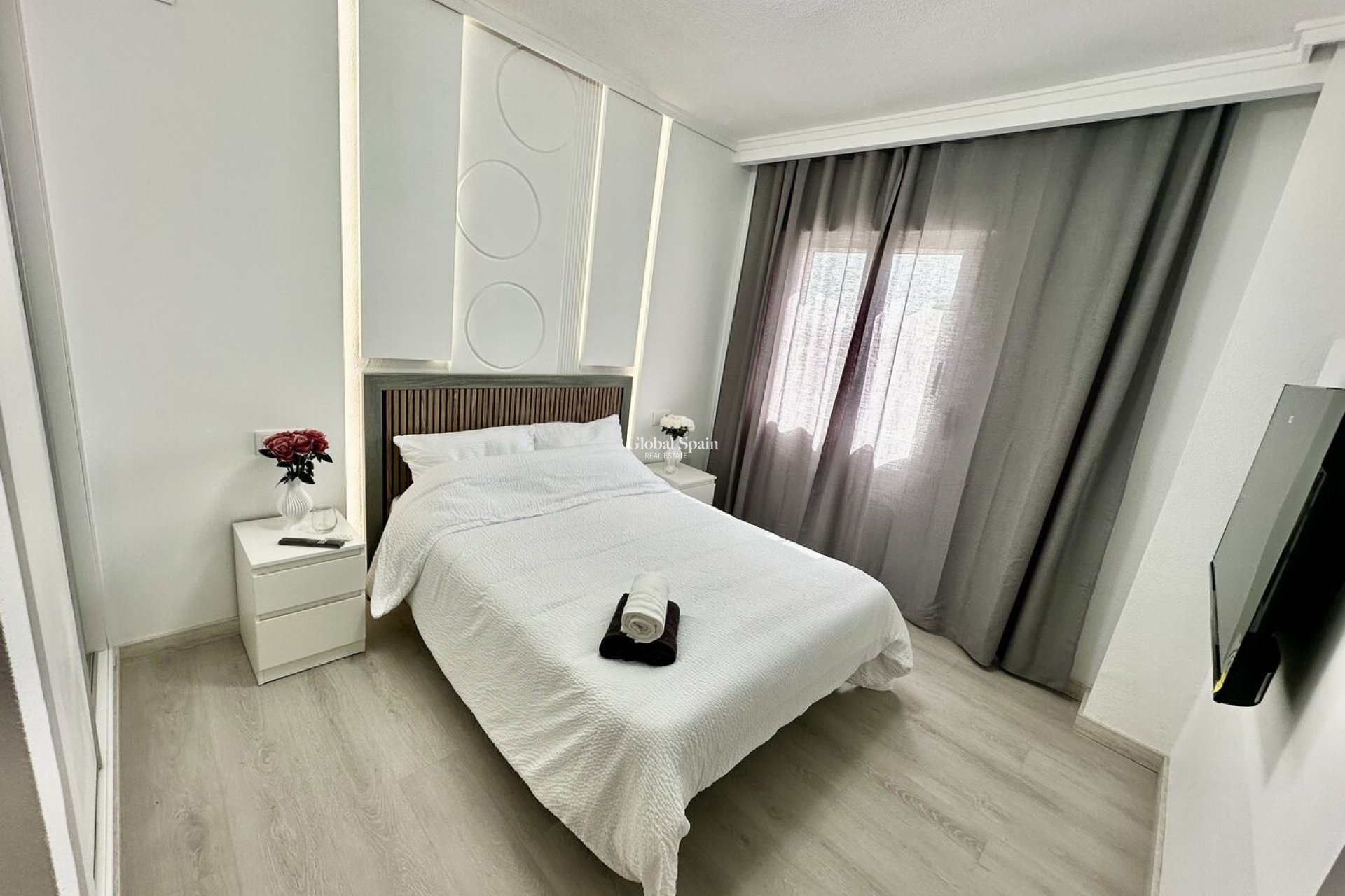 Wiederverkauf - WOHNUNG -
TORREVIEJA - Center