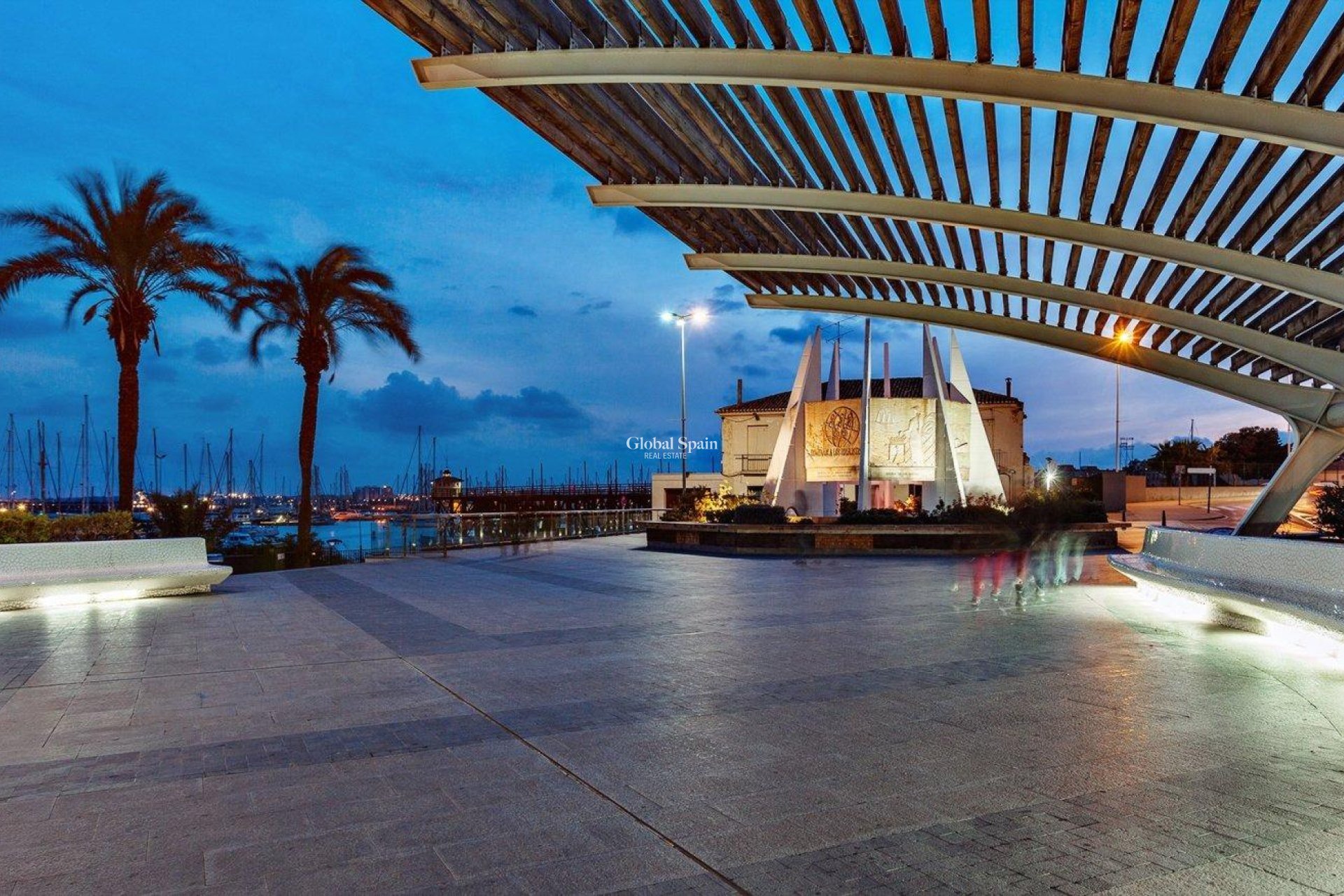 Wiederverkauf - WOHNUNG -
TORREVIEJA - Centro - Muelle Pesquero