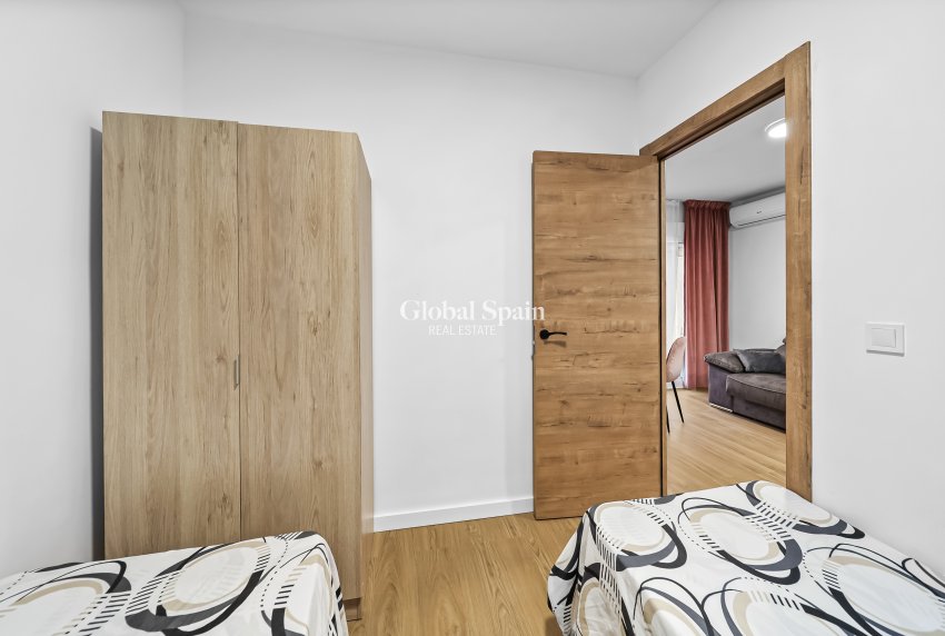 Wiederverkauf - Wohnung -
TORREVIEJA - Centro