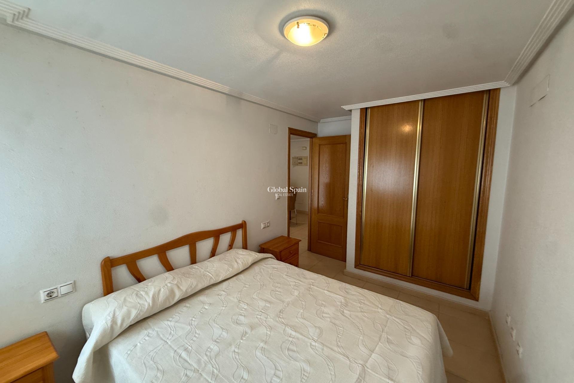 Wiederverkauf - WOHNUNG -
TORREVIEJA - Centro