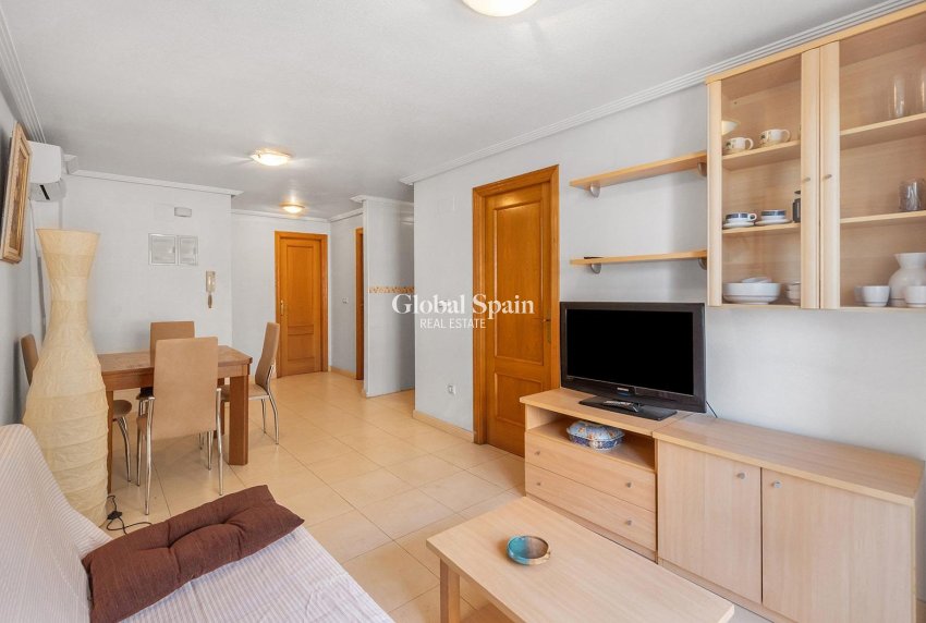 Wiederverkauf - WOHNUNG -
TORREVIEJA - Centro