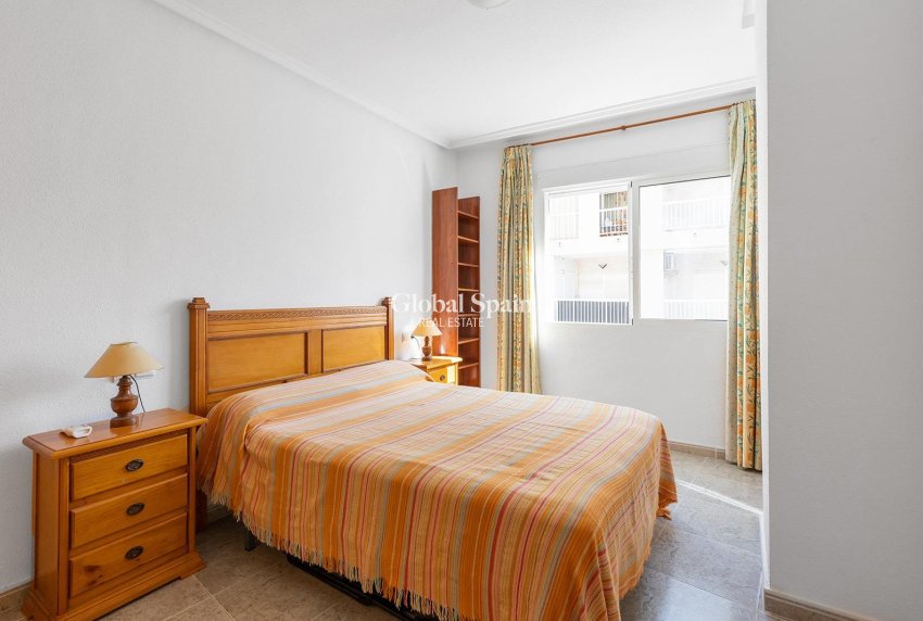 Wiederverkauf - WOHNUNG -
TORREVIEJA - Centro