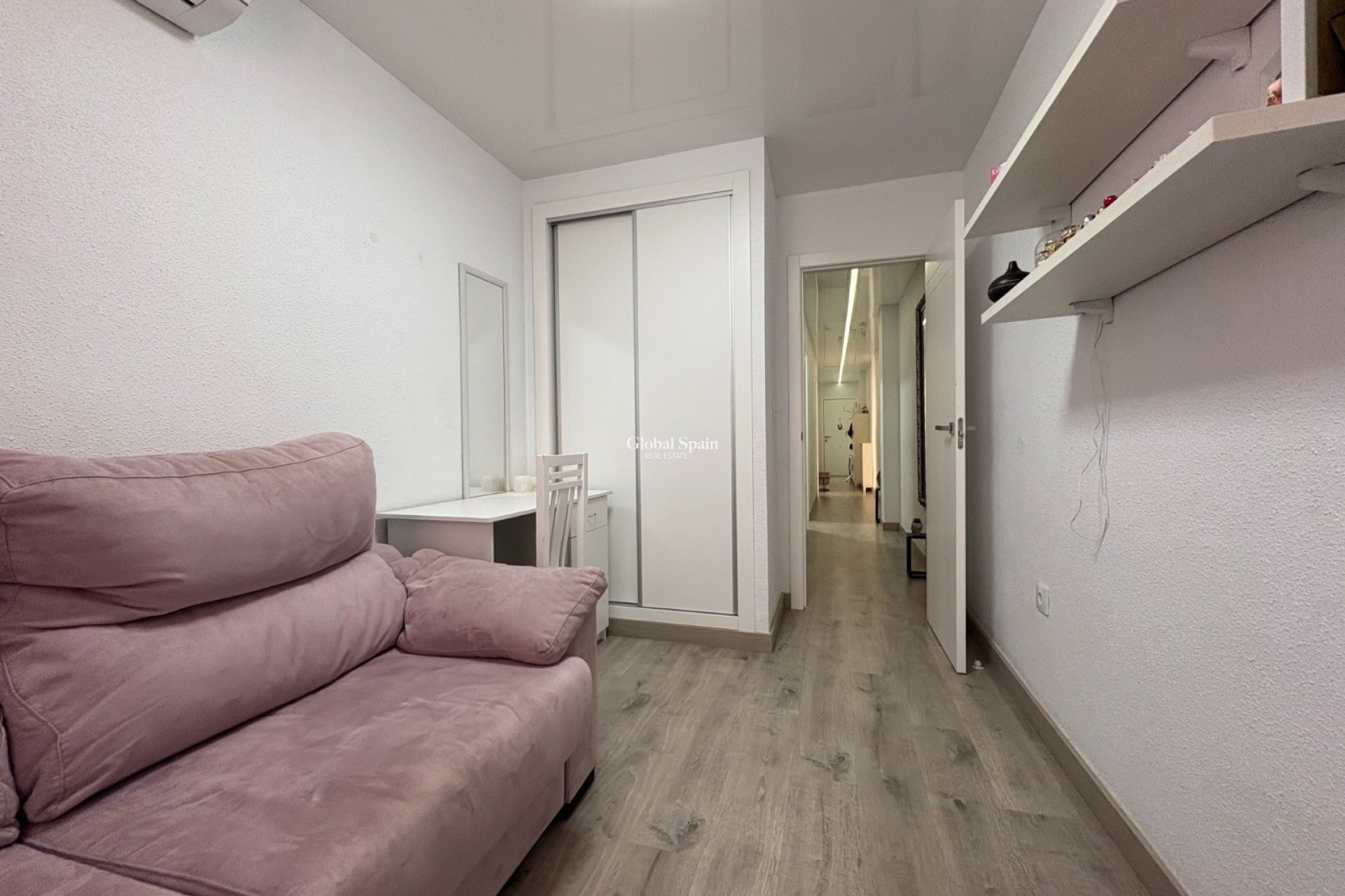 Wiederverkauf - WOHNUNG -
TORREVIEJA - Centro