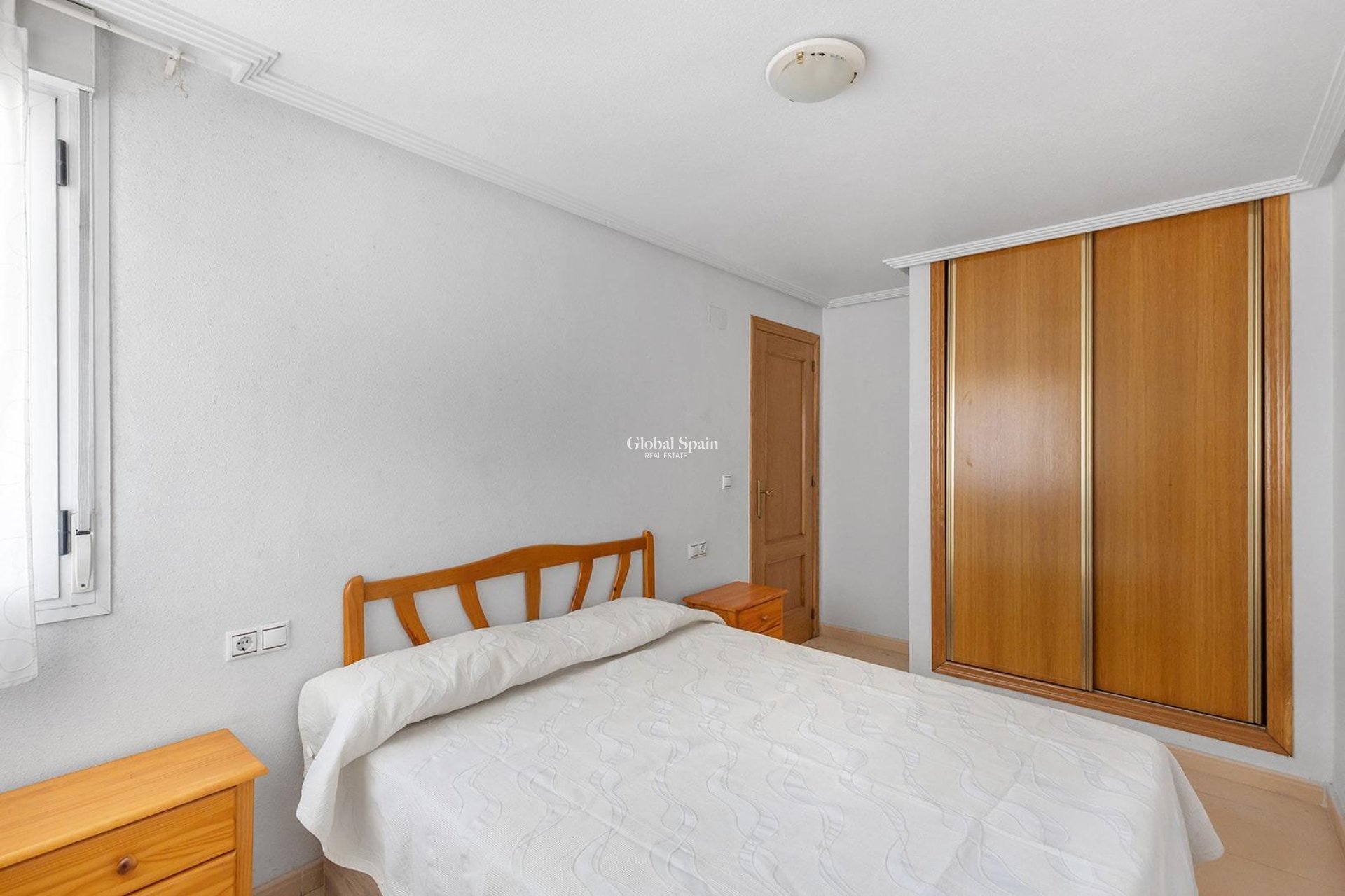 Wiederverkauf - WOHNUNG -
TORREVIEJA - Centro