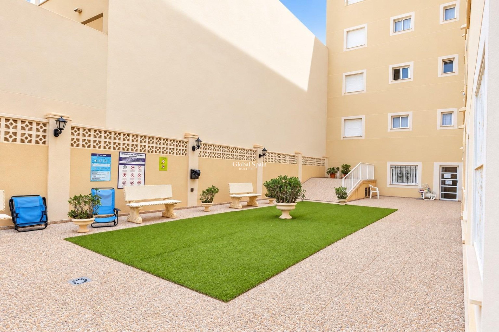 Wiederverkauf - WOHNUNG -
TORREVIEJA - Centro