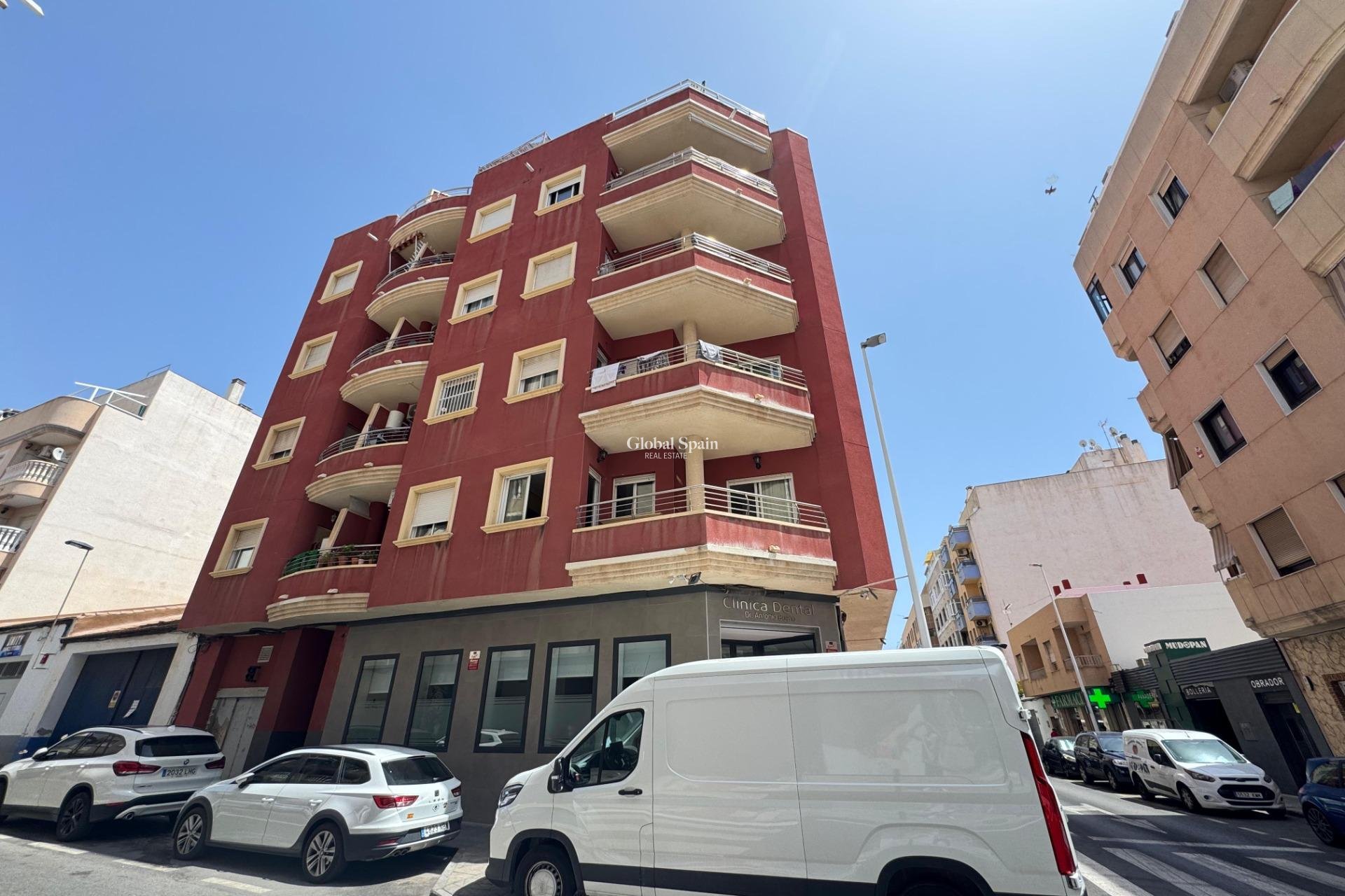 Wiederverkauf - Wohnung -
TORREVIEJA - Centro
