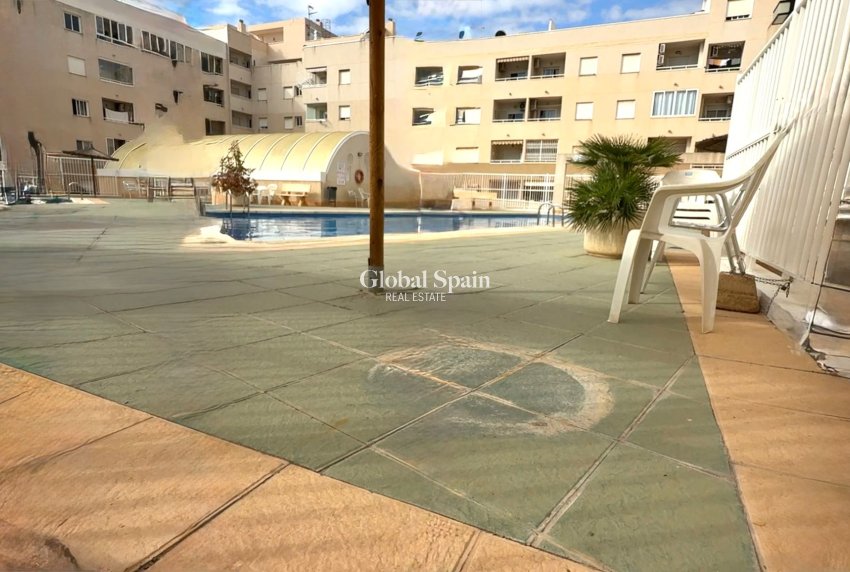Wiederverkauf - Wohnung -
TORREVIEJA - Costa Blanca Sur