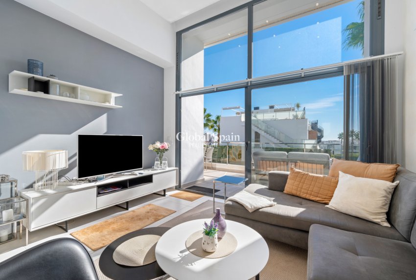 Wiederverkauf - WOHNUNG -
TORREVIEJA - Costa Blanca