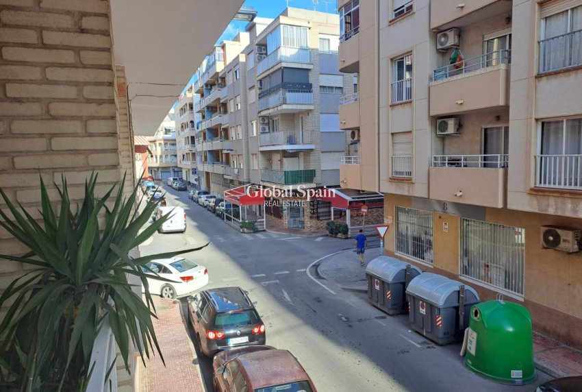 Wiederverkauf - WOHNUNG -
TORREVIEJA - Costa Blanca