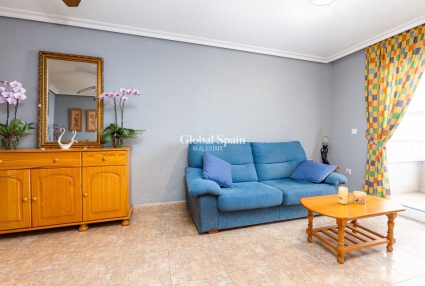 Wiederverkauf - WOHNUNG -
TORREVIEJA - Costa Blanca