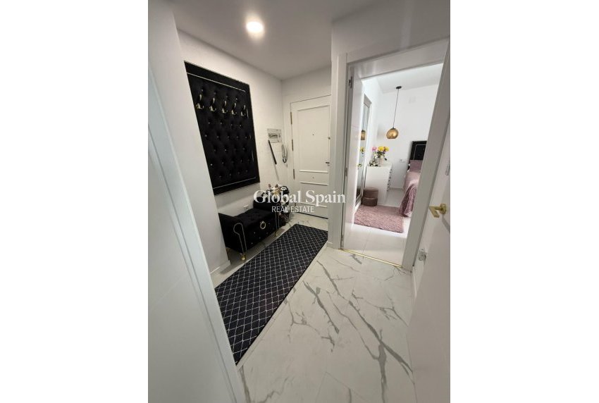 Wiederverkauf - WOHNUNG -
TORREVIEJA - Costa Blanca