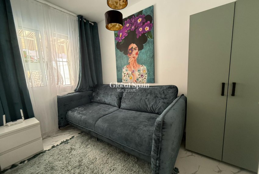 Wiederverkauf - WOHNUNG -
TORREVIEJA - Costa Blanca