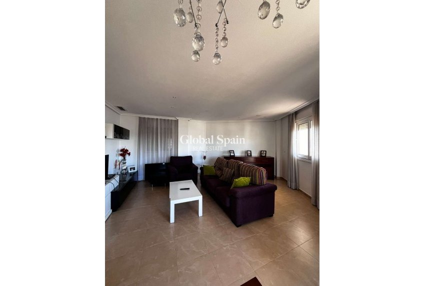 Wiederverkauf - WOHNUNG -
TORREVIEJA - Costa Blanca