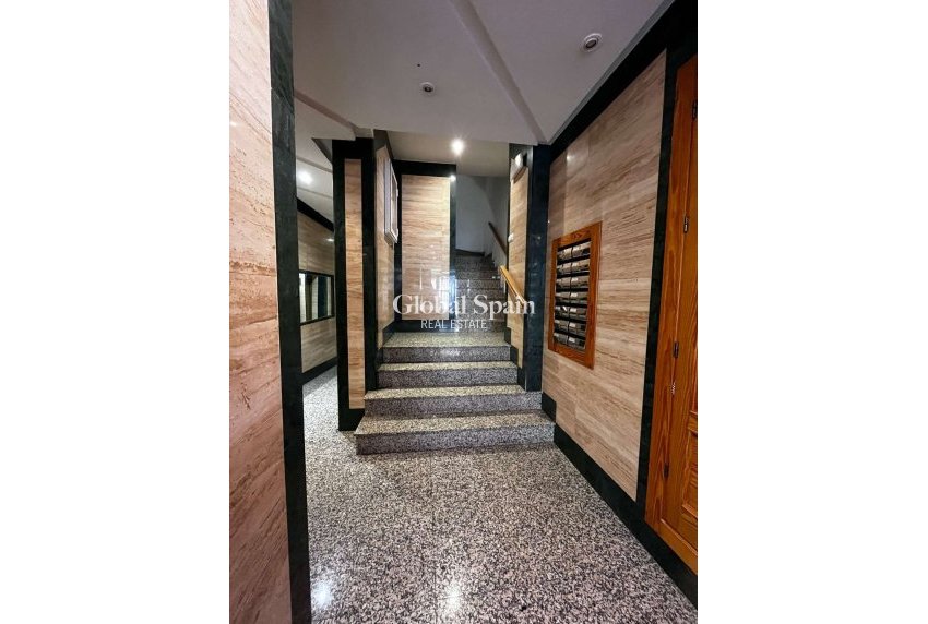 Wiederverkauf - WOHNUNG -
TORREVIEJA - Costa Blanca