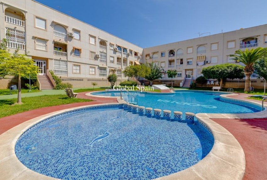 Wiederverkauf - WOHNUNG -
TORREVIEJA - Costa Blanca