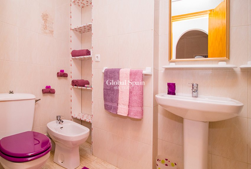 Wiederverkauf - WOHNUNG -
TORREVIEJA - Costa Blanca