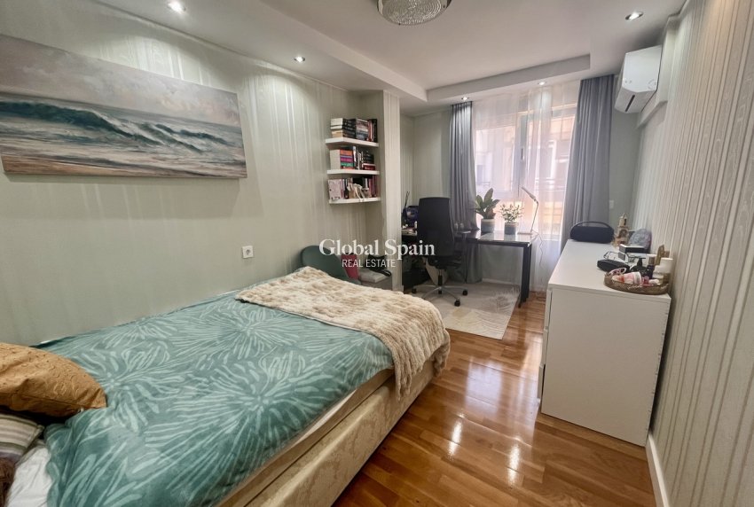 Wiederverkauf - WOHNUNG -
TORREVIEJA - Costa Blanca