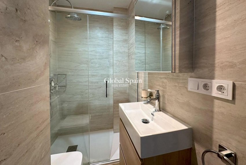 Wiederverkauf - WOHNUNG -
TORREVIEJA - Costa Blanca