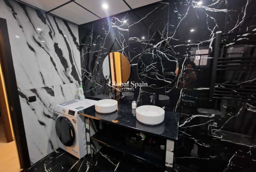 Wiederverkauf - WOHNUNG -
TORREVIEJA - Costa Blanca