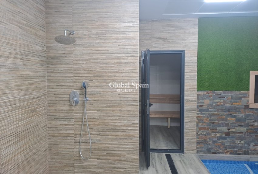 Wiederverkauf - WOHNUNG -
TORREVIEJA - Costa Blanca