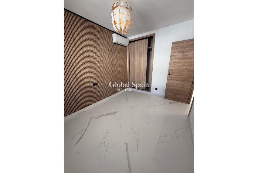 Wiederverkauf - WOHNUNG -
TORREVIEJA - Costa Blanca