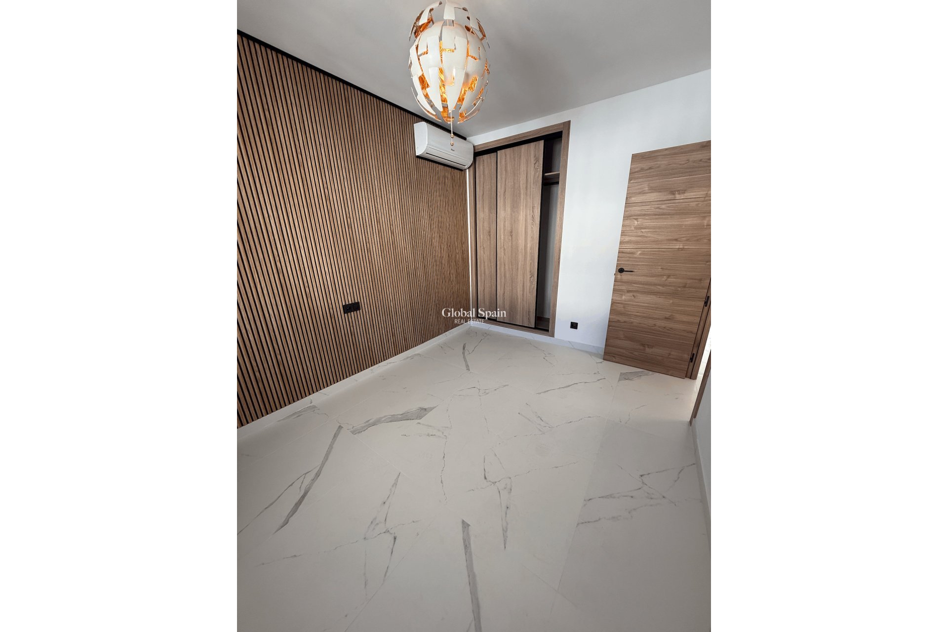 Wiederverkauf - WOHNUNG -
TORREVIEJA - Costa Blanca