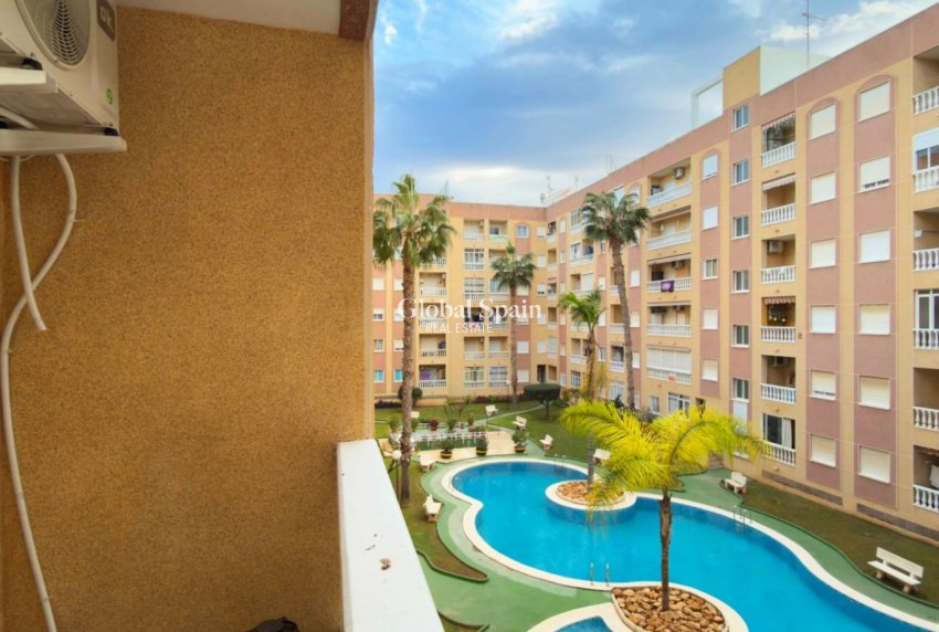 Wiederverkauf - WOHNUNG -
TORREVIEJA - Costa Blanca