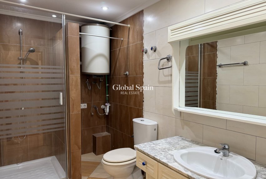 Wiederverkauf - WOHNUNG -
TORREVIEJA - Costa Blanca