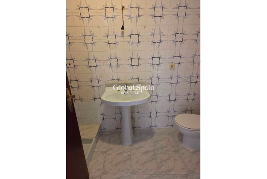 Wiederverkauf - WOHNUNG -
TORREVIEJA - Costa Blanca