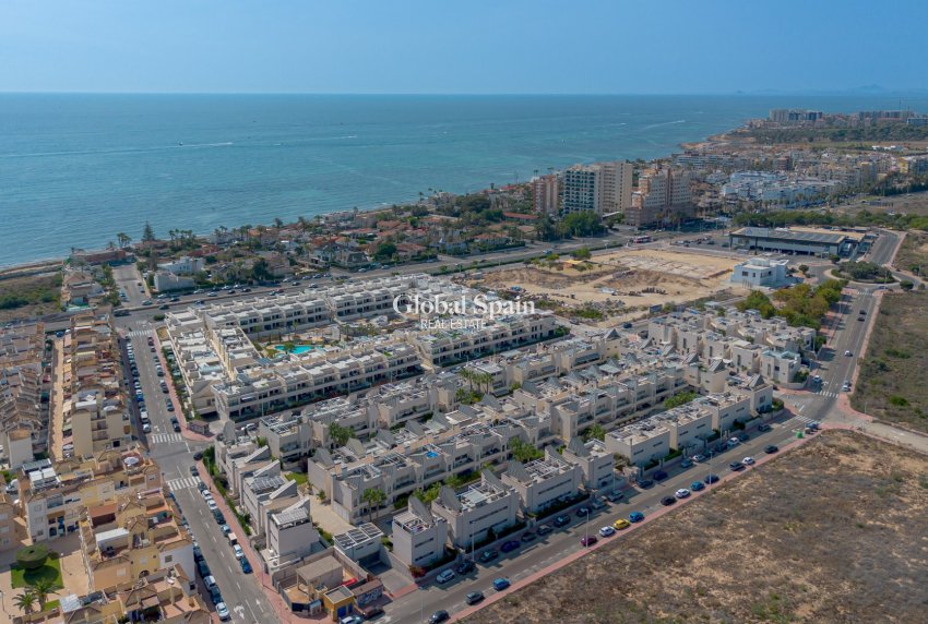 Wiederverkauf - WOHNUNG -
TORREVIEJA - Costa Blanca
