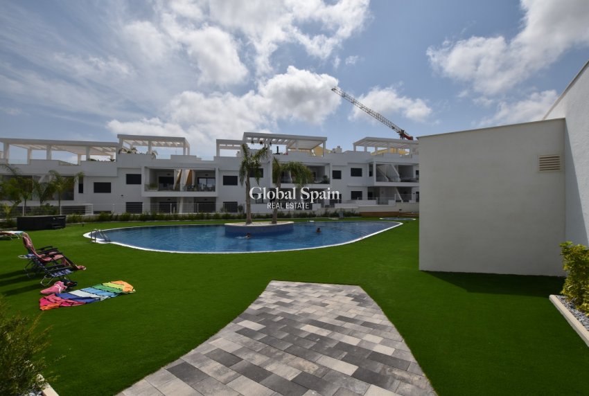 Wiederverkauf - WOHNUNG -
TORREVIEJA - Costa Blanca