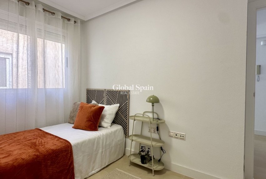 Wiederverkauf - WOHNUNG -
TORREVIEJA - Costa Blanca