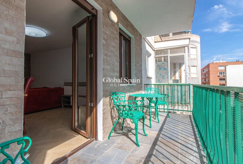 Wiederverkauf - WOHNUNG -
TORREVIEJA - Costa Blanca