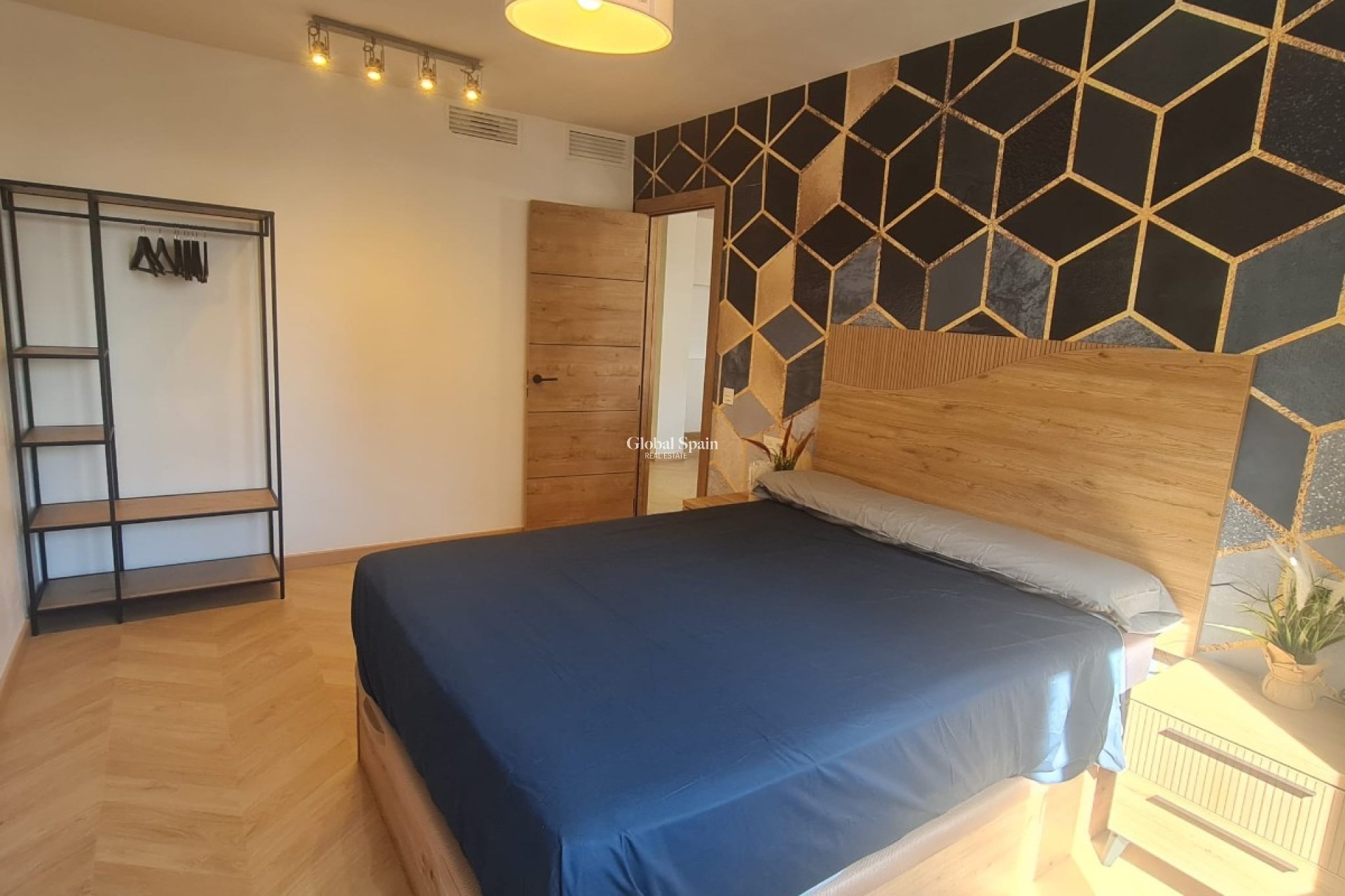 Wiederverkauf - WOHNUNG -
TORREVIEJA - Costa Blanca