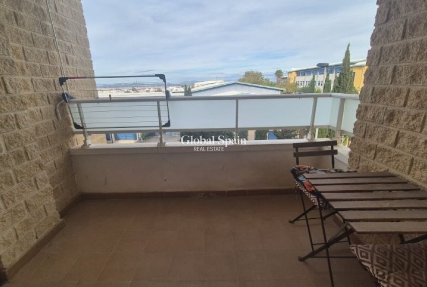 Wiederverkauf - WOHNUNG -
TORREVIEJA - Costa Blanca