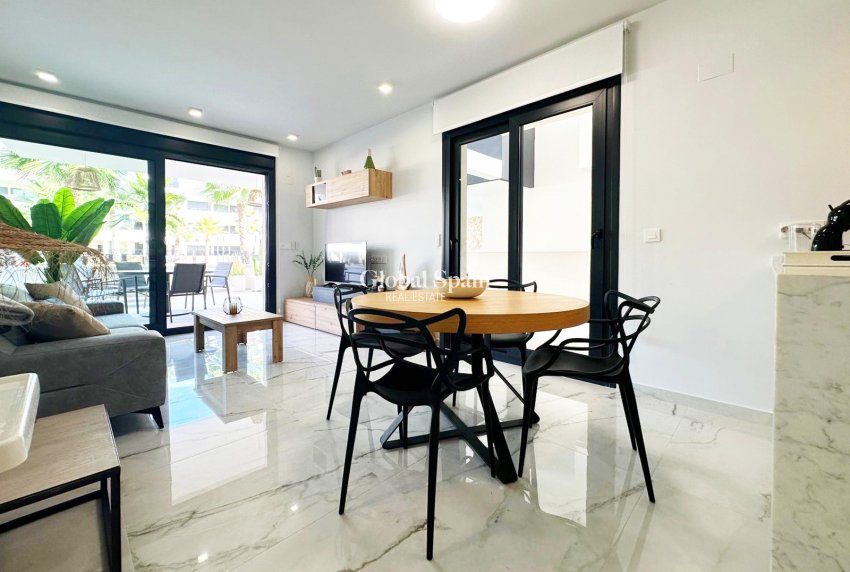 Wiederverkauf - WOHNUNG -
TORREVIEJA - Costa Blanca