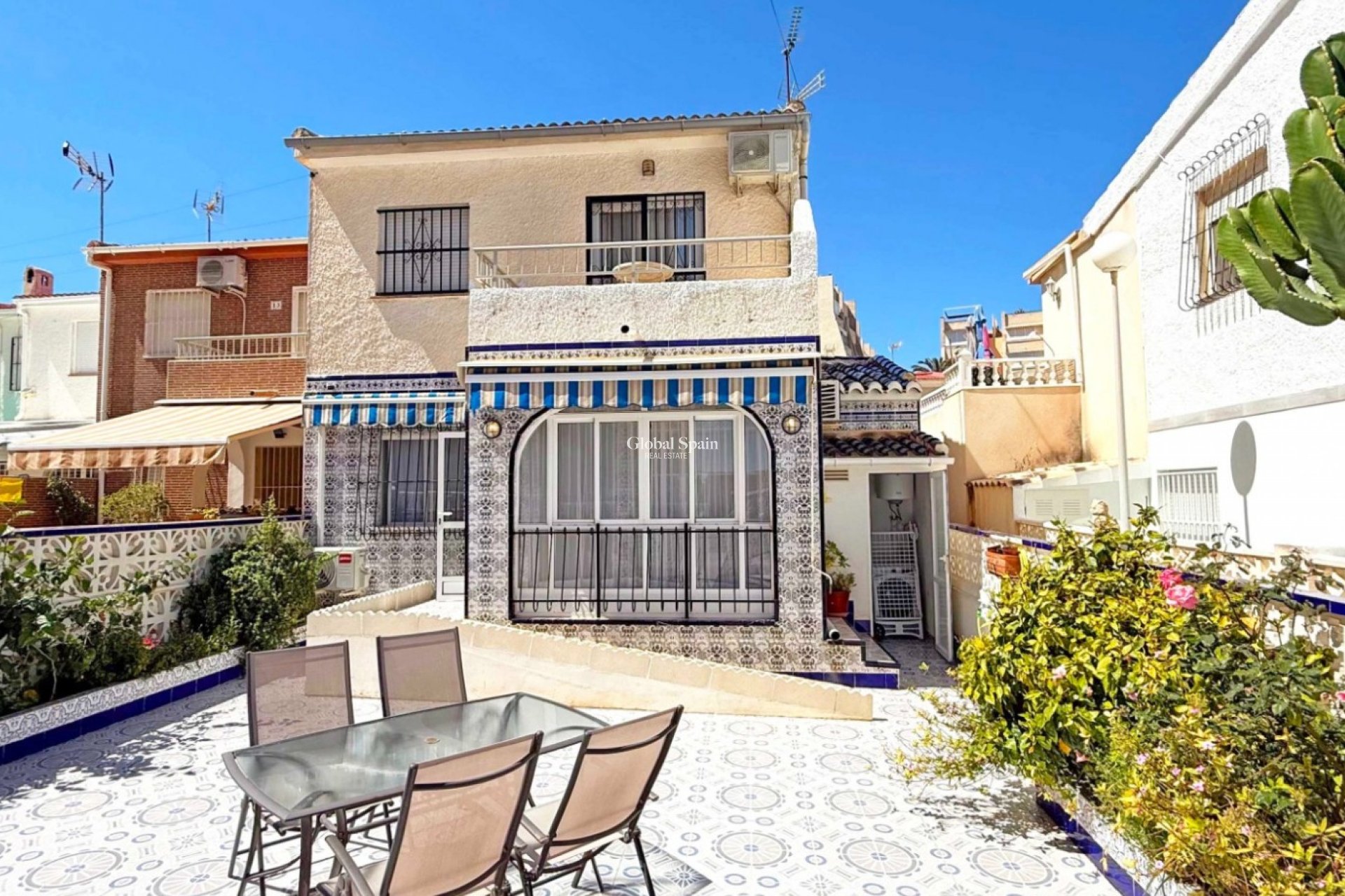 Wiederverkauf - WOHNUNG -
TORREVIEJA - Costa Blanca