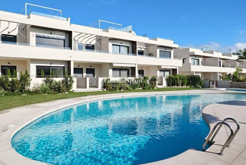 Wiederverkauf - WOHNUNG -
TORREVIEJA - Costa Blanca