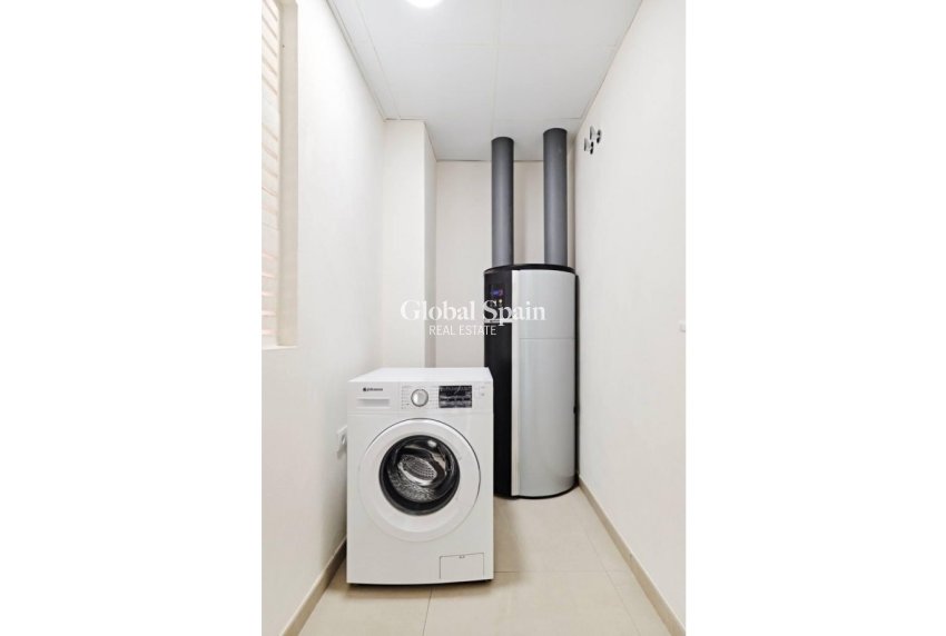 Wiederverkauf - WOHNUNG -
TORREVIEJA - Costa Blanca