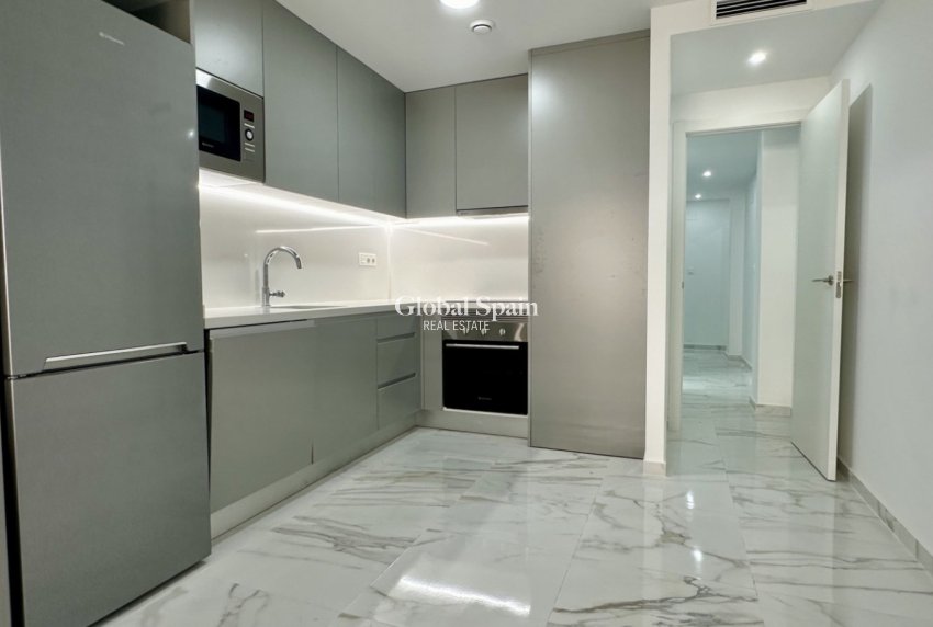 Wiederverkauf - WOHNUNG -
TORREVIEJA - Costa Blanca