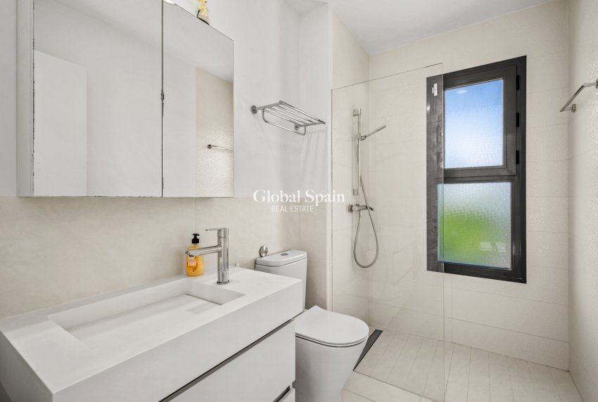 Wiederverkauf - WOHNUNG -
TORREVIEJA - Costa Blanca