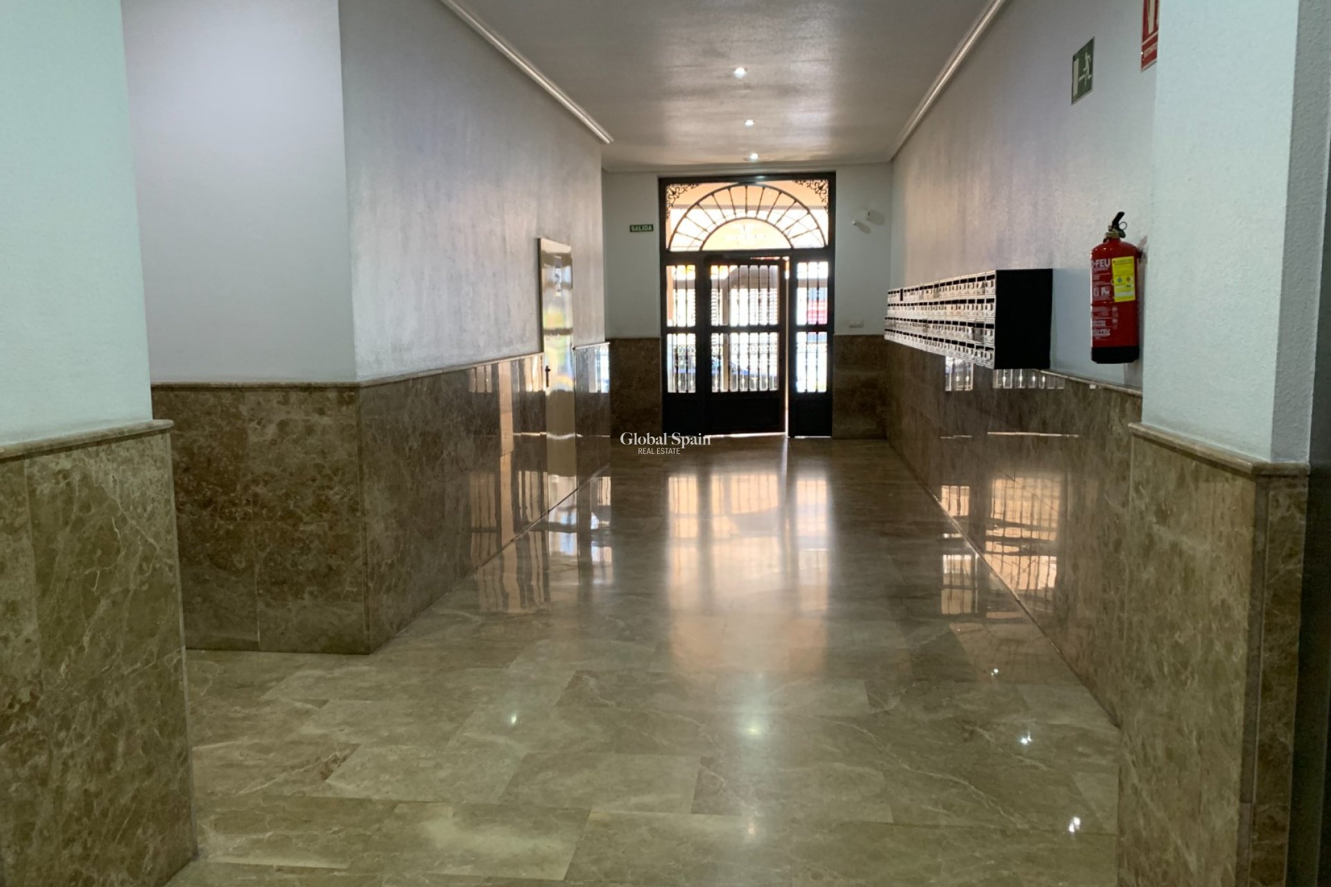 Wiederverkauf - WOHNUNG -
TORREVIEJA - Costa Blanca