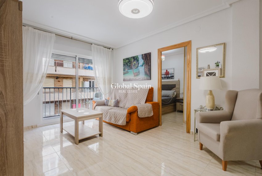 Wiederverkauf - WOHNUNG -
TORREVIEJA - Costa Blanca