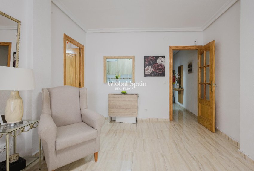 Wiederverkauf - WOHNUNG -
TORREVIEJA - Costa Blanca