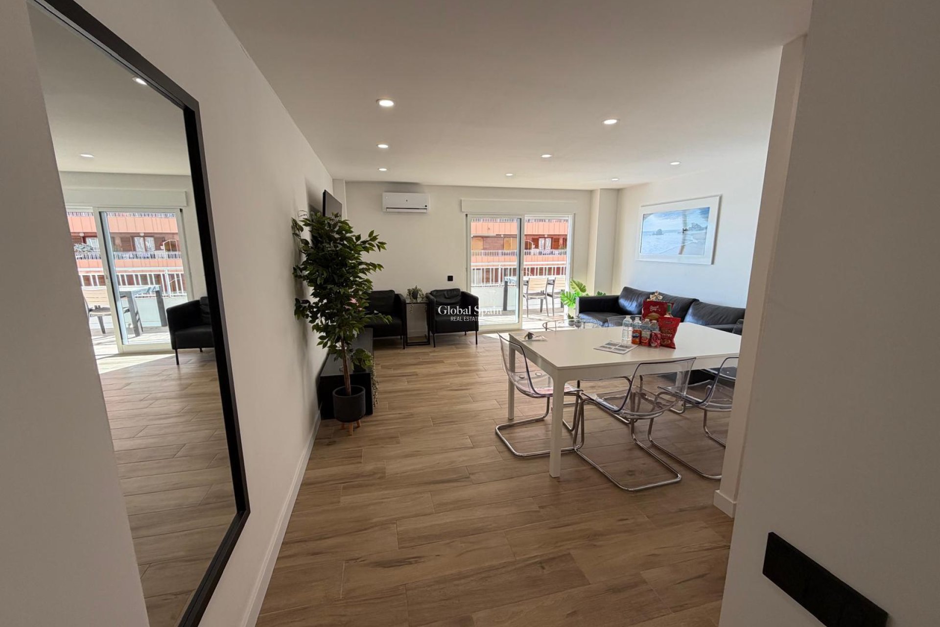 Wiederverkauf - WOHNUNG -
TORREVIEJA - Costa Blanca