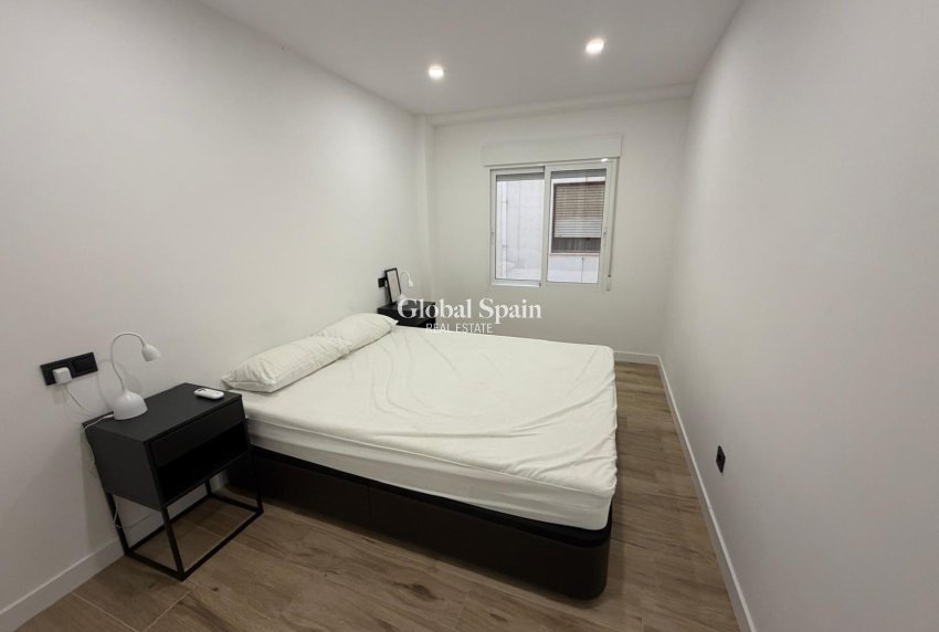 Wiederverkauf - WOHNUNG -
TORREVIEJA - Costa Blanca