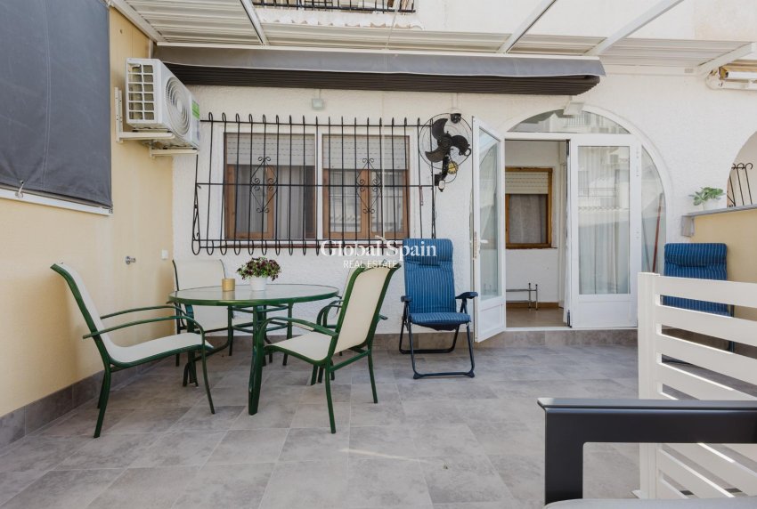 Wiederverkauf - WOHNUNG -
TORREVIEJA - Costa Blanca