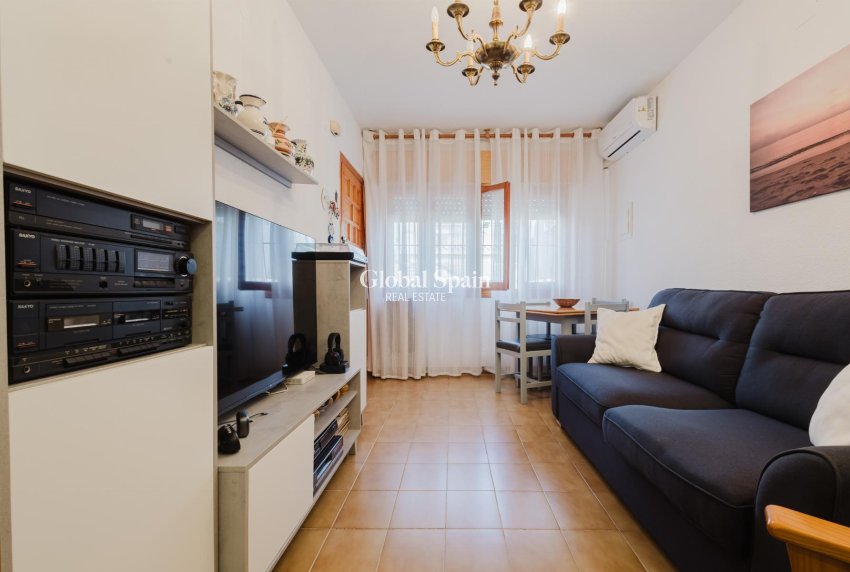 Wiederverkauf - WOHNUNG -
TORREVIEJA - Costa Blanca